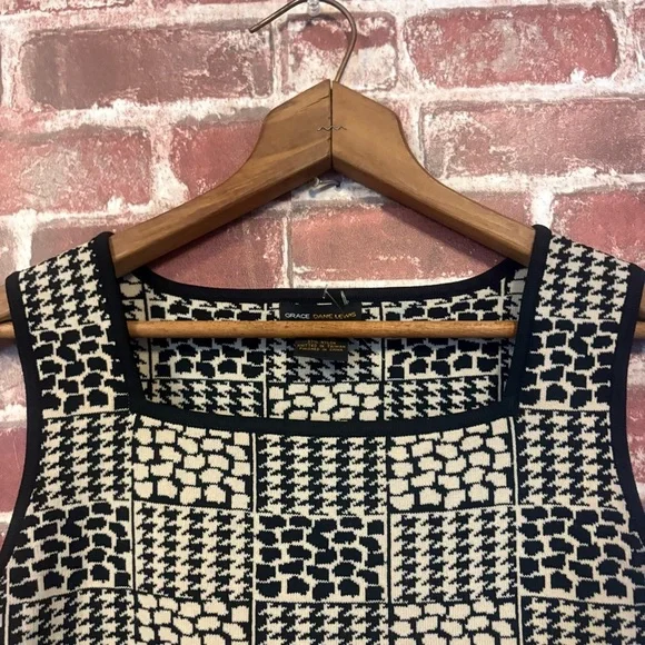 Grace Dane Lewis Chic Black and Cream Women's Top (small) - Picture 5 of 8